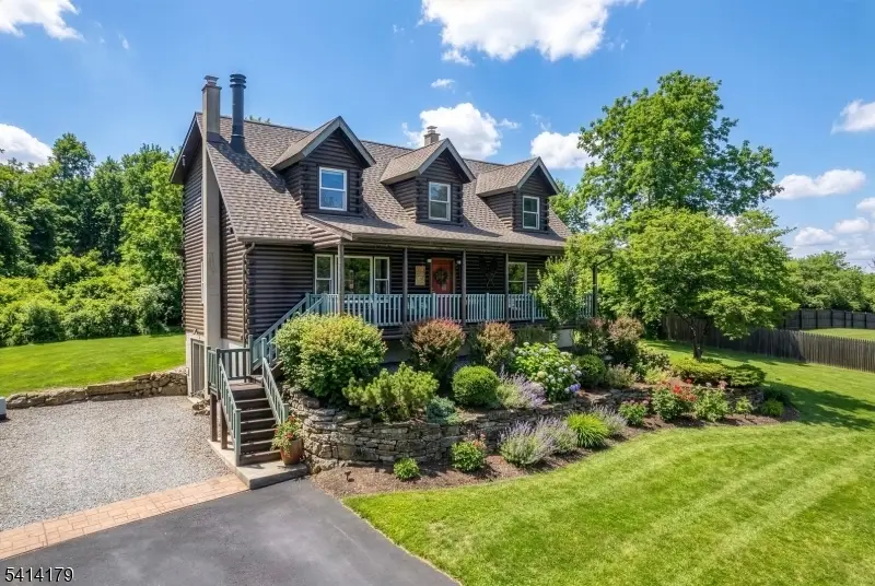 8 Huntsville Rd, Andover, NJ 07860 - #2