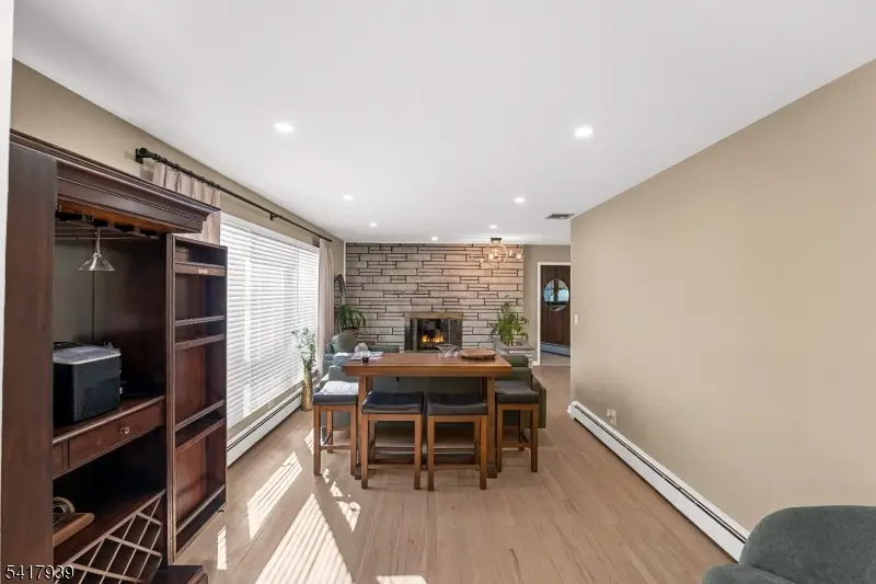 304 River Rd, East Hanover, NJ 07936 - #3