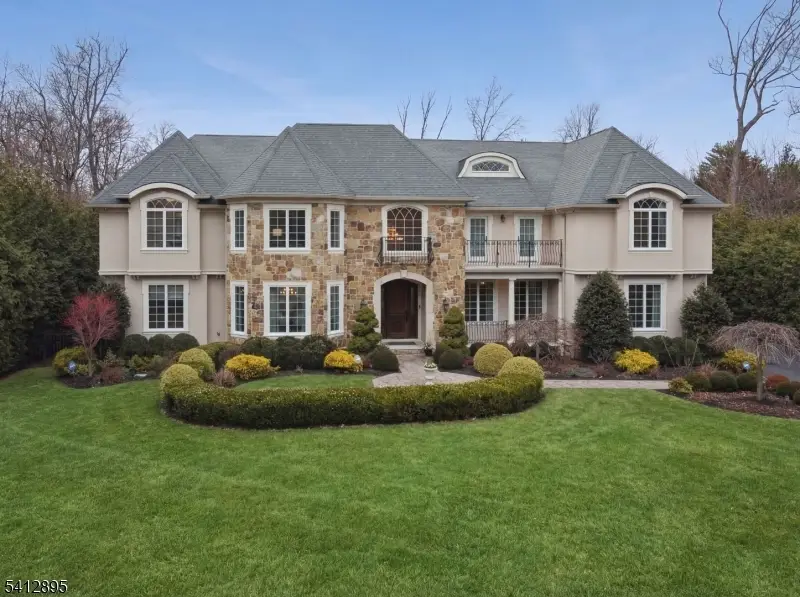 15 Arden Pl, Short Hills, NJ 07078 - #2