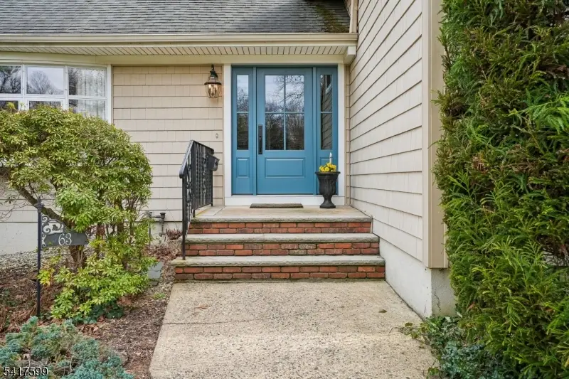 63 Gallinson Dr, New Providence, NJ 07974 - #3