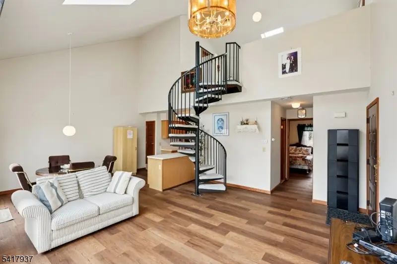 8 Baily Bunion Ct #2, Vernon, NJ 07462 - #3