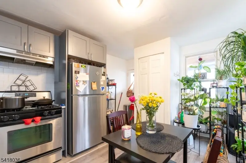 579 Nassau St, City Of Orange, NJ 07050 - #3