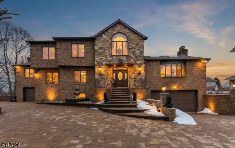 512 Van Bussum Ave, Garfield, NJ 07026 - #1