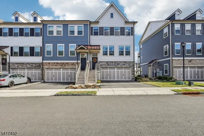 21 Dahlia Dr, Warren, NJ 07059 - #1