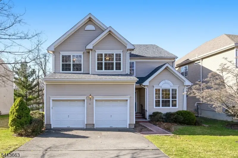 18 Glen Rock Rd, Cedar Grove, NJ 07009 - #1