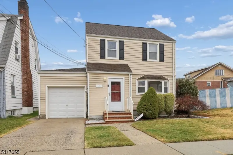 10 Ogden Rd, Belleville, NJ 07109 - #1