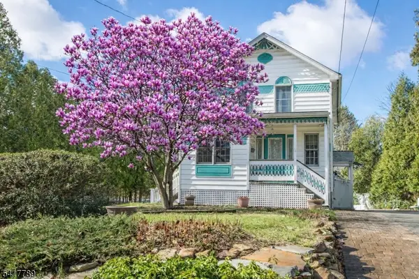 53 Circle Dr, Parsippany-Troy Hills Twp., NJ 07950