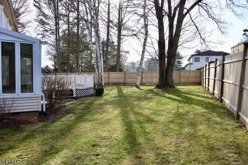 2 Edith Ct, East Hanover, NJ 07936 - #2