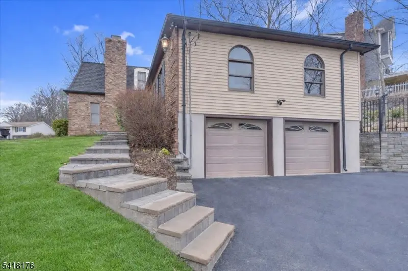 40 Alvin Rd, West Milford, NJ 07480 - #3