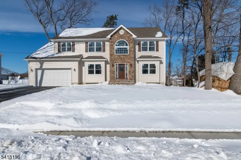 38 Avenue I, Monroe, NJ 08831 - #2