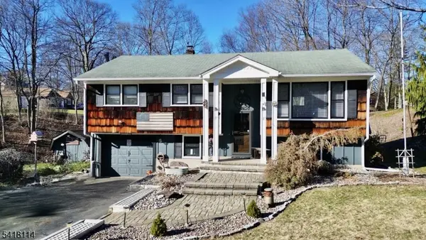 5 Lenape Trl, Jefferson Twp., NJ 07438