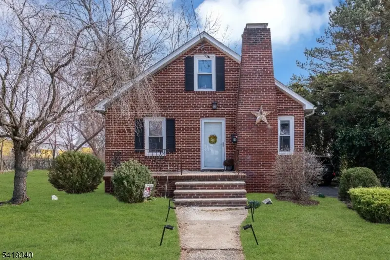 180 N Gaston Ave, Somerville, NJ 08876 - #1