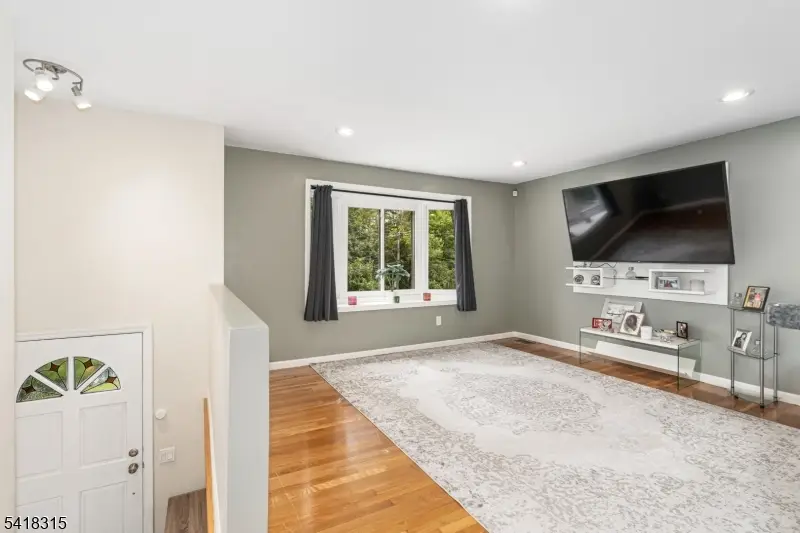 186 Tomahawk Trl, Byram, NJ 07871 - #3