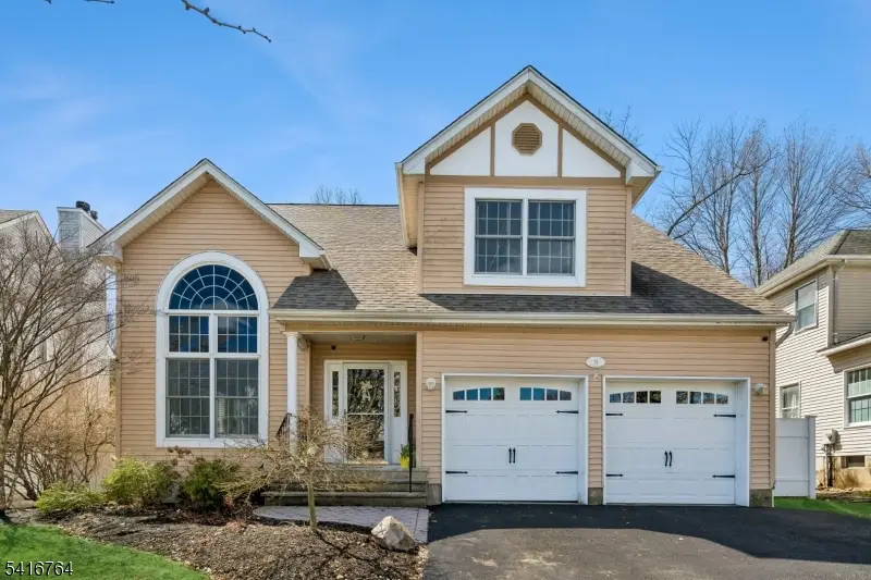 18 Fox Hollow Trl, Bernardsville, NJ 07924 - #2