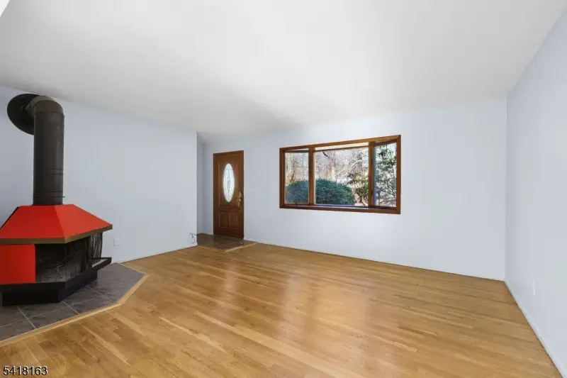 18 Kendall Dr, Ringwood, NJ 07456 - #2