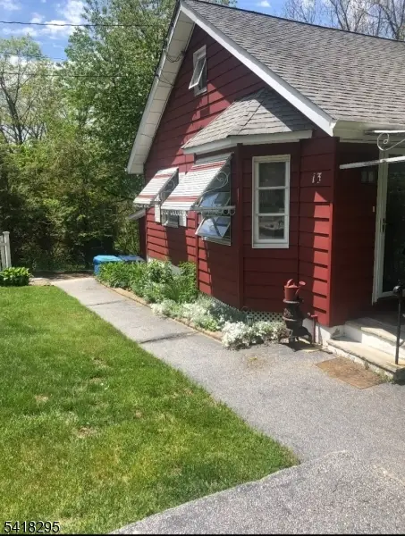 13 Pautuck Rd, Highland Lakes, NJ 07422 - #3