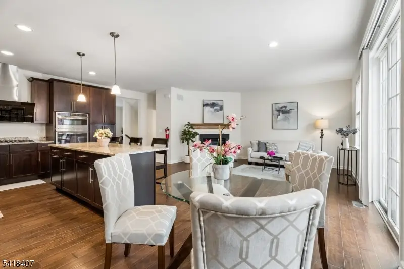 54 Carillon Cir, Livingston, NJ 07039 - #1