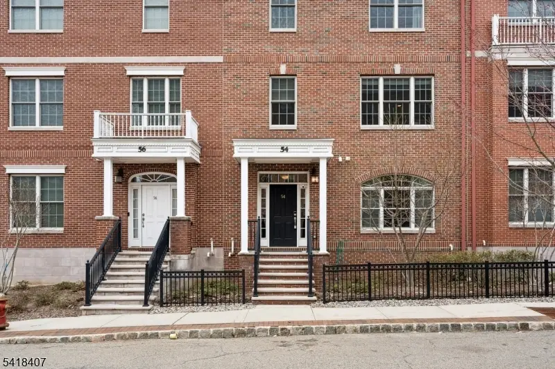 54 Carillon Cir, Livingston, NJ 07039 - #3