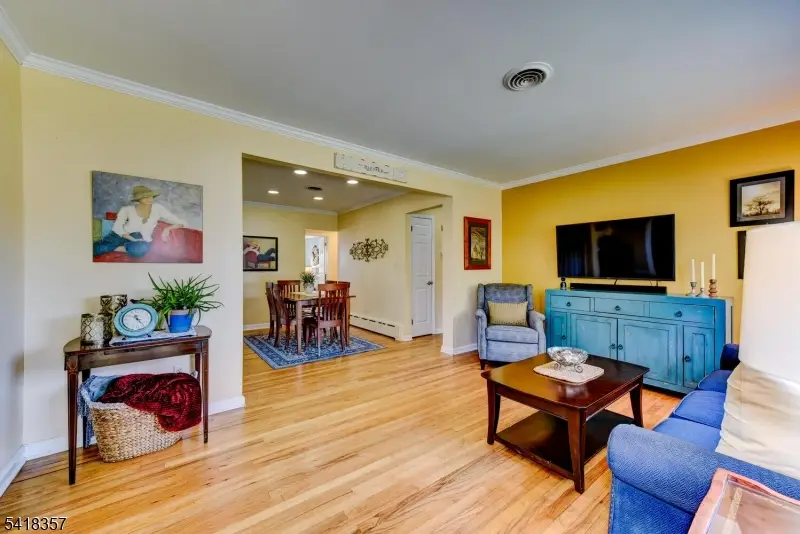 116 Crestwood Ave., Branchburg, NJ 08876 - #2