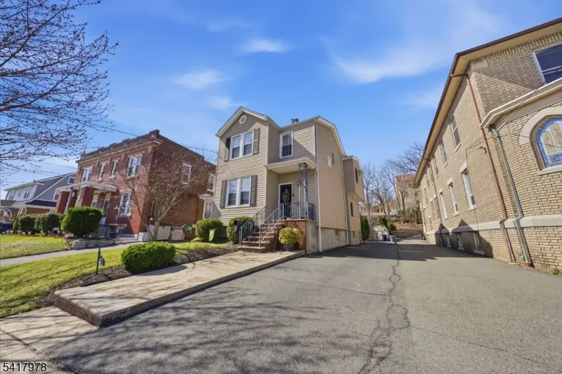 9 Vreeland Ave, East Rutherford, NJ 07073 - #3