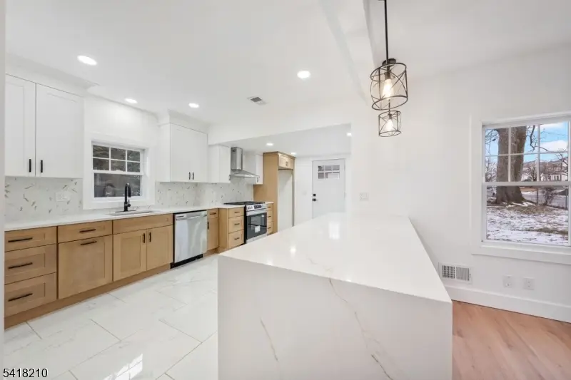 43 S Michigan Ave, Kenilworth, NJ 07033 - #3