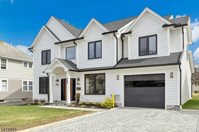 32 Garibaldi St, Bernardsville, NJ 07924 - #3