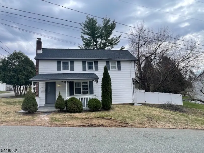 202 Beers St, Delaware Park, NJ 08865 - #1