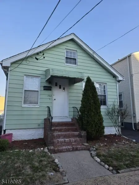 732 Essex Ave, Linden, NJ 07036 - #1