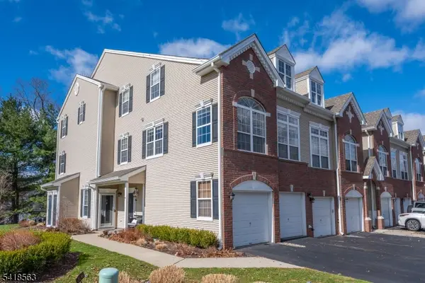 59 Carter Rd, Wanaque Boro, NJ 07420