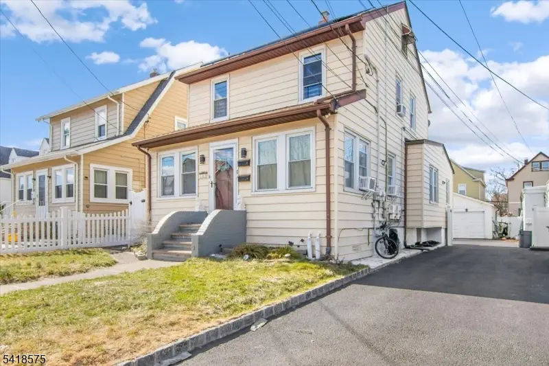 264 Union St, Lodi, NJ 07644 - #2
