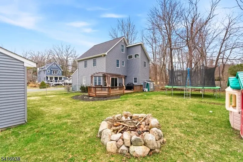 27 Schwarz Blvd, Lake Hopatcong, NJ 07849 - #2