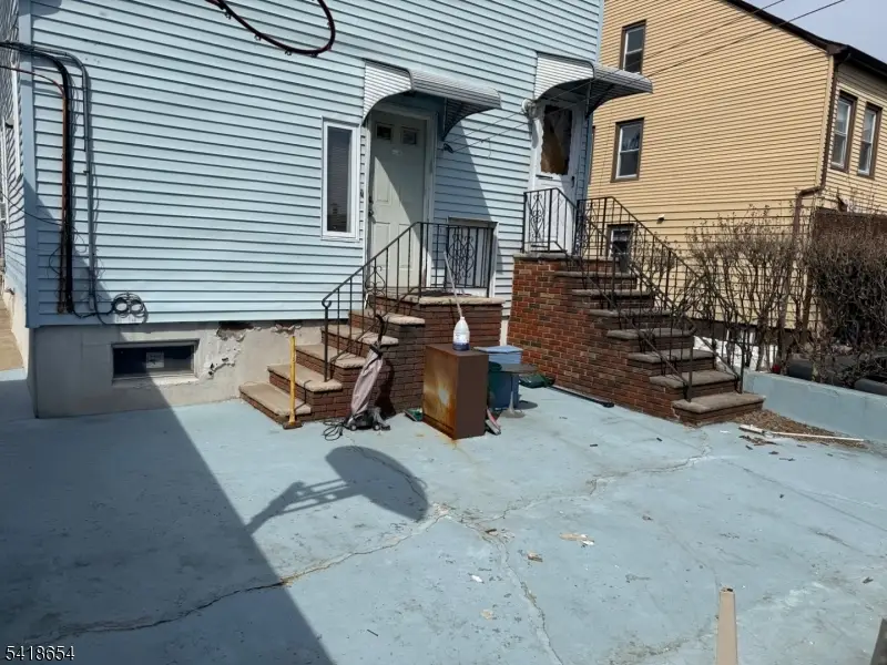 106 N 6th St #2, Paterson, NJ 07522 - #3