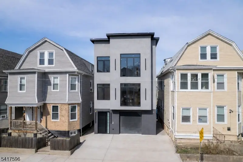 39 Grace St, Irvington, NJ 07111 - #2