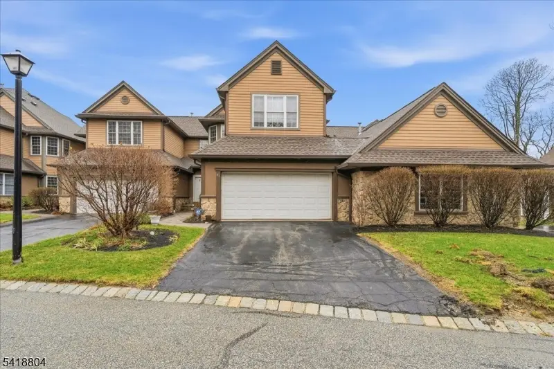 45 Bracken Hill Rd, Hardyston, NJ 07419 - #1