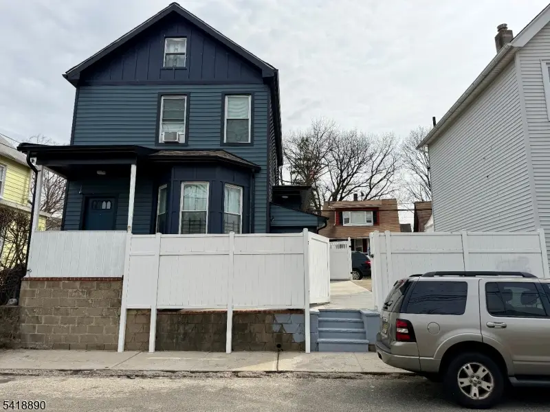 41 N 11th St, Paterson, NJ 07522 - #3
