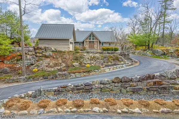 10 Hemlock Ave, Andover Twp., NJ 07821