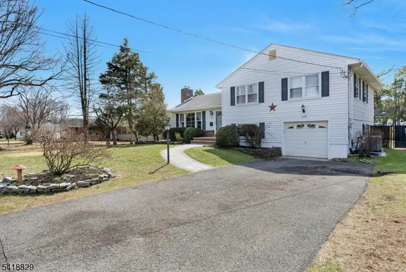 280 Metape Cir, Bound Brook, NJ 08805 - #3