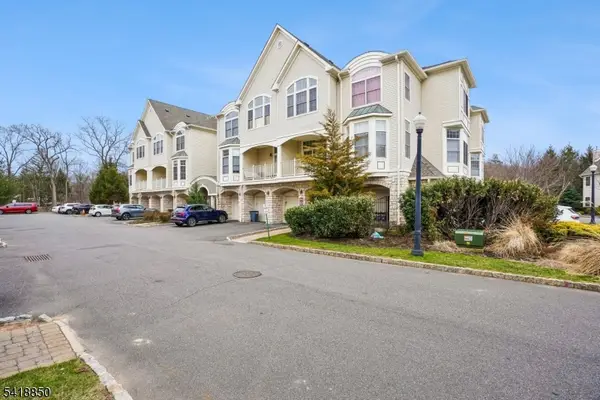 204 Edmonton Ct, Livingston Twp., NJ 07039