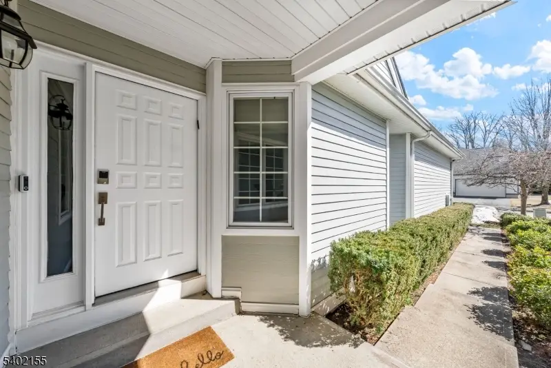 27 Cobblestone Ter, Montville, NJ 07045 - #3