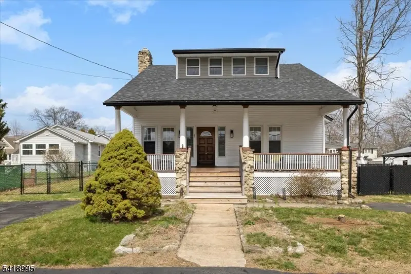 21 Center St, Budd Lake, NJ 07828 - #1