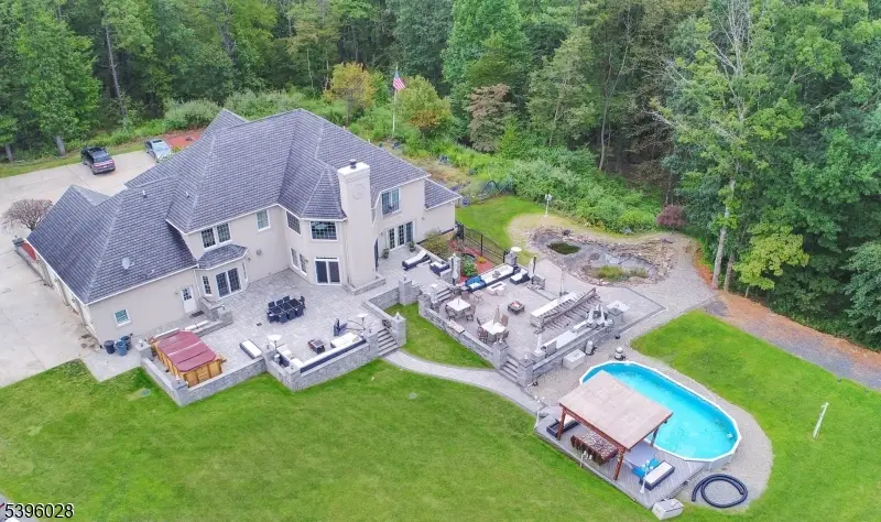 87 Walnut Valley Rd, Blairstown, NJ 07825 - #2
