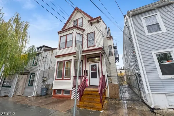 21 Olive St, Paterson City, NJ 07501