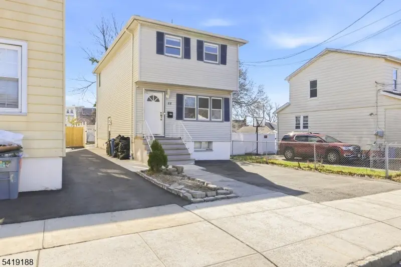 88 Columbus Ave, Belleville, NJ 07109 - #3