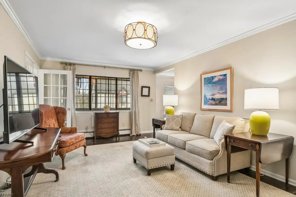 18F Manchester Ct #F, Chatham, NJ 07928 - #1