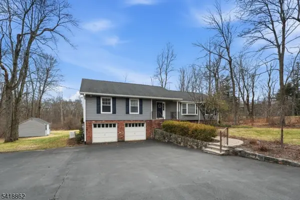 4 Carrell Rd, Randolph Twp., NJ 07869
