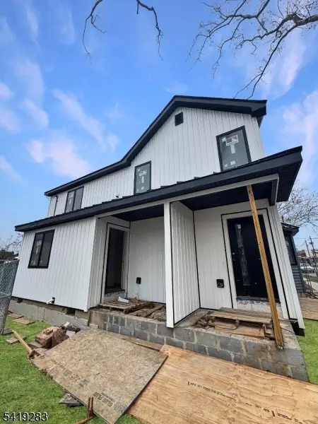 363 Park St, Hackensack City, NJ 07601