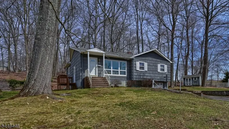 96 Lions Head Dr, Wayne, NJ 07470 - #2