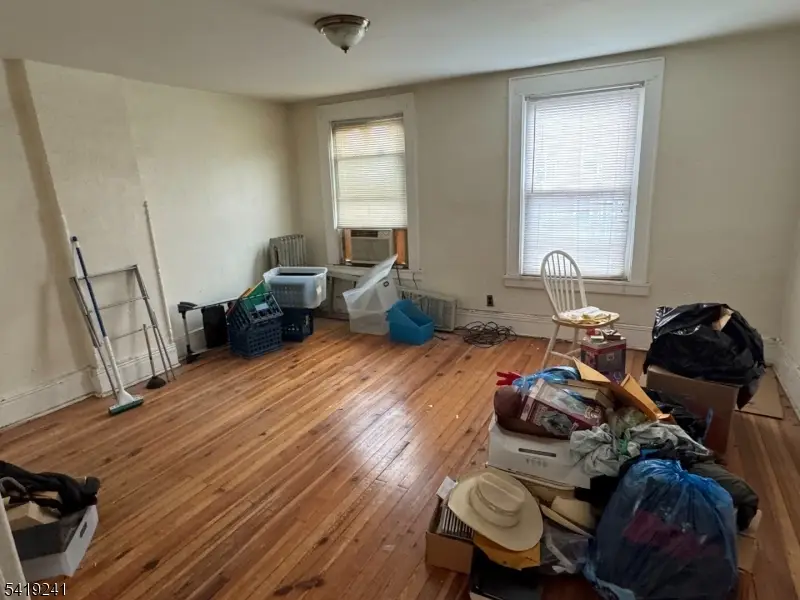 680 12chestnut St, Kearny, NJ 07032 - #3