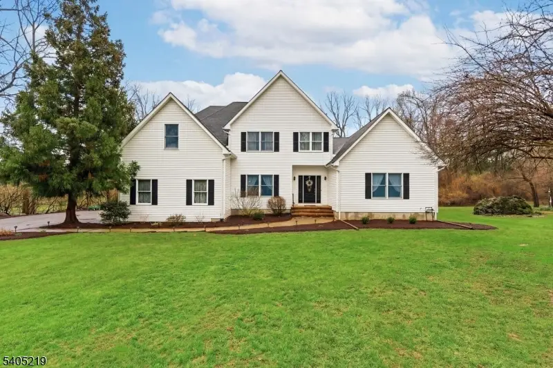 15 Mountainview Dr, Green, NJ 07821 - #1