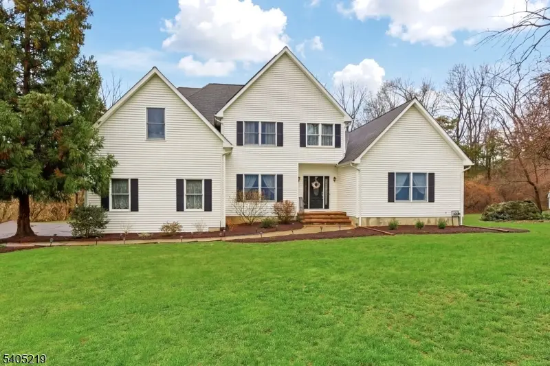 15 Mountainview Dr, Green, NJ 07821 - #2